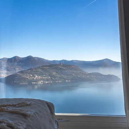Mia Isola With View, Garden And Swimming Pool * Parzanica
