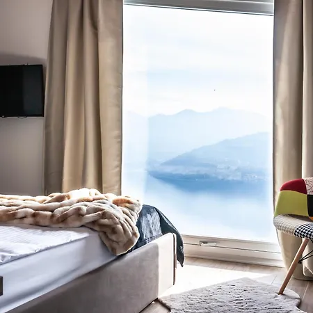 Apartment Mia Isola With View, Garden And Swimming Pool *