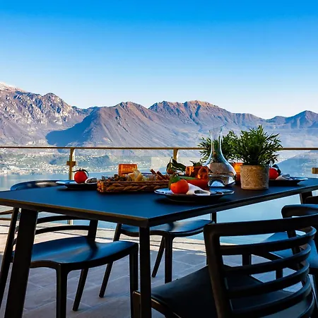 Apartment Mia Isola With View, Garden And Swimming Pool Parzanica