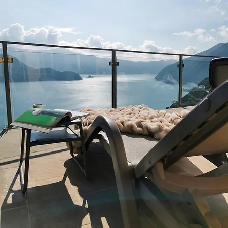 Mia Isola With View, Garden And Swimming Pool * Parzanica